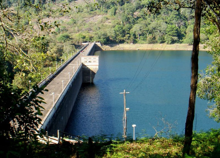 Sholayar Dam